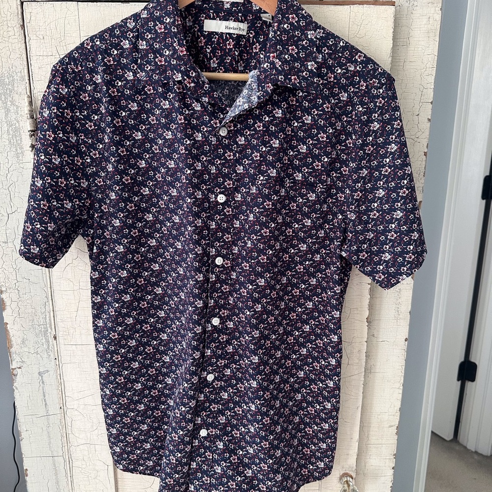 Hawker Rye Floral Short Sleeve Button-Up Shirt NWOT